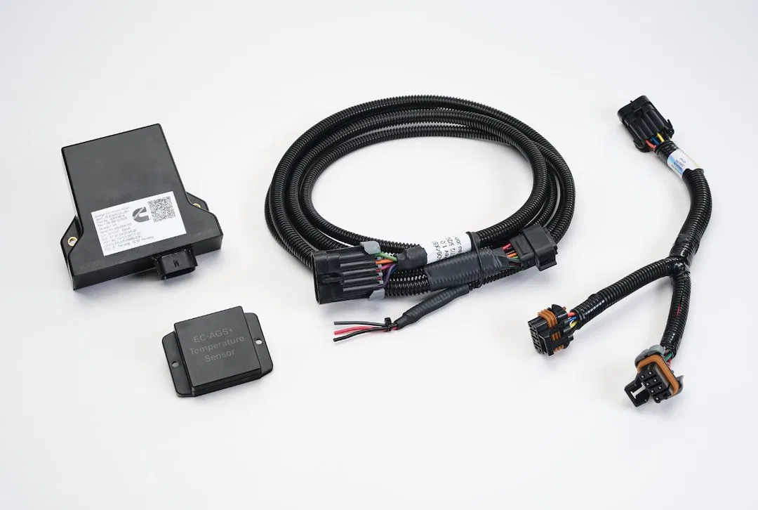 A065U664 – CUMMINS NW Generator Remote Control, Use To Monitor Battery Condition And Start/ Stop Generator Automatica...